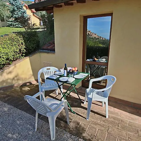 Charming Farmhouse In With Swimming Pool Σπίτι διακοπών
