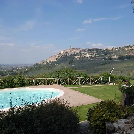 Charming Farmhouse In With Swimming Pool * Trevi
